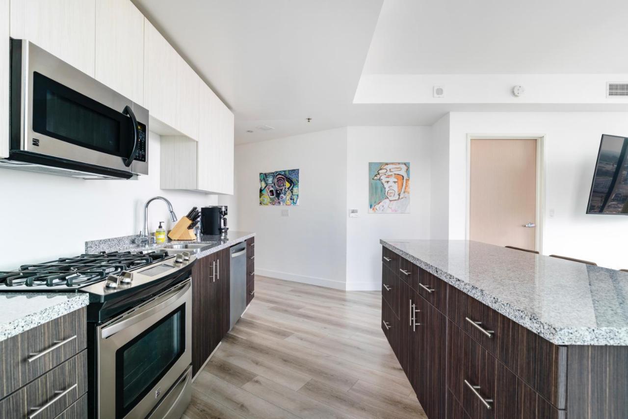 2br Luxury Highrise Hollywood Appartement *